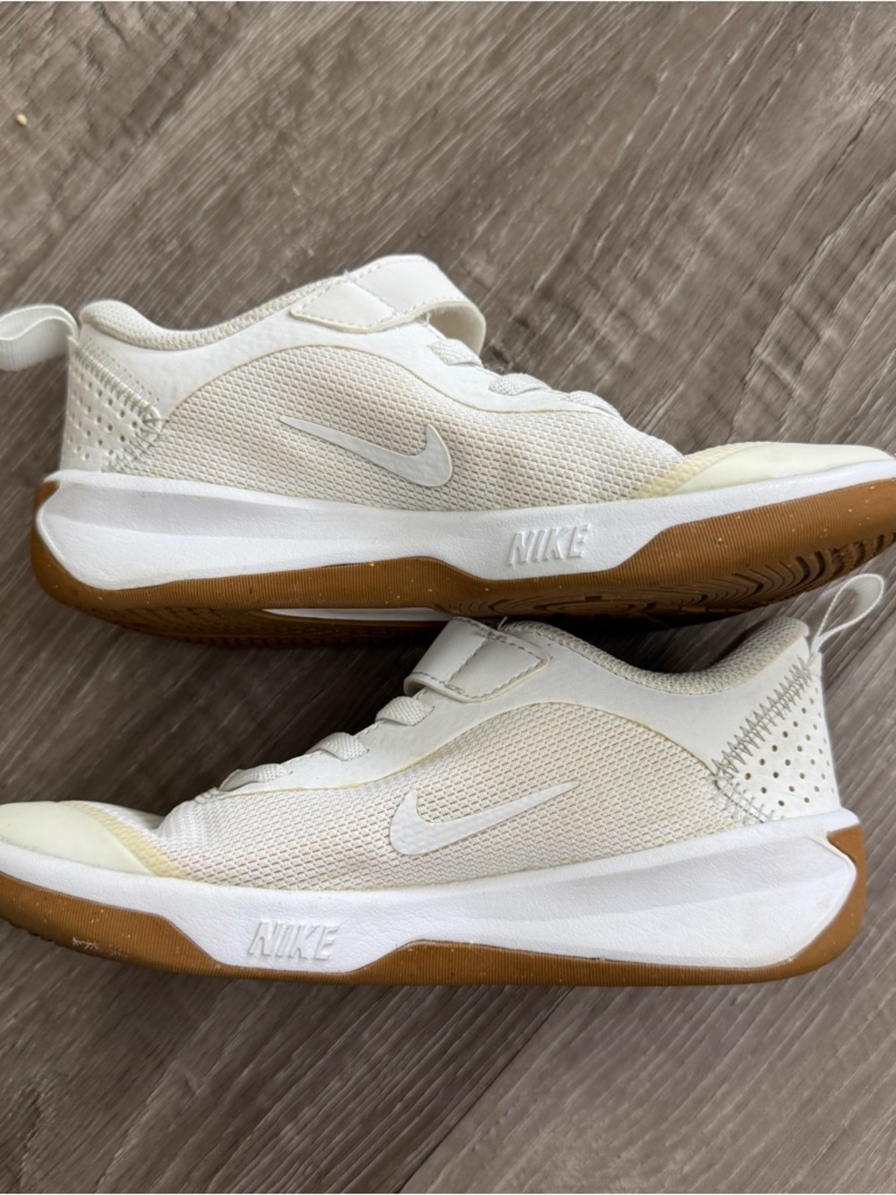 Nike Omni Court Kids Sneakers White Velcro Lace Boys Size 13C